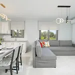 Appartement Antoneli Grove