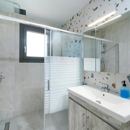 Apartament Antoneli Grove *