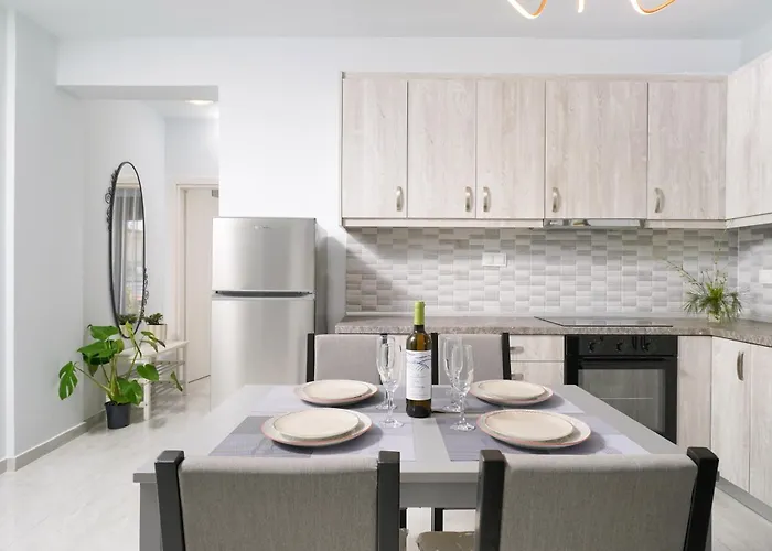 Apartament Antoneli Grove *