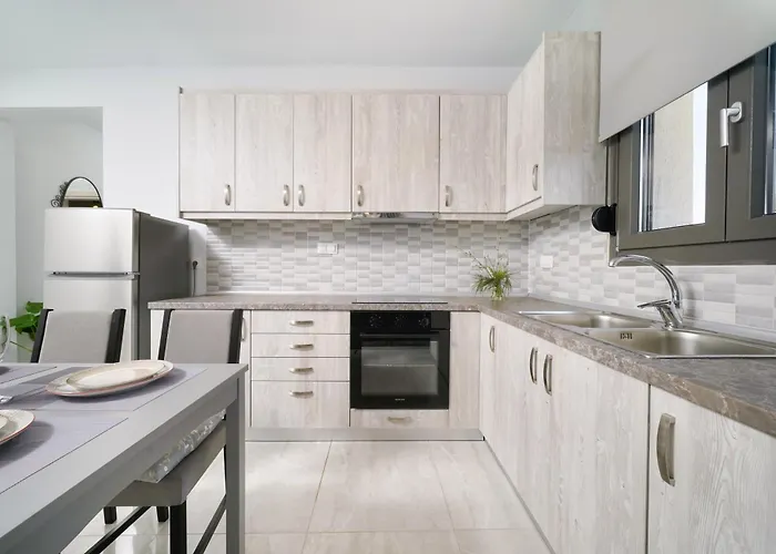 Antoneli Grove Apartament