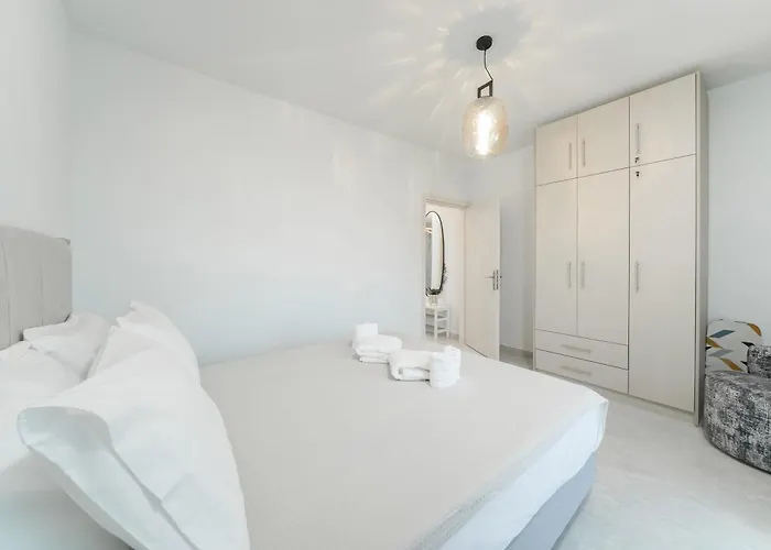 Antoneli Grove Limenas (Thasos)