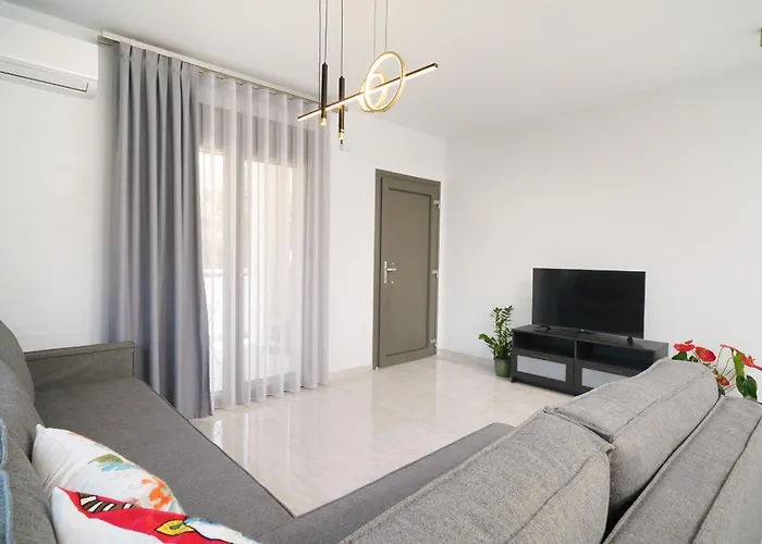 Apartament Antoneli Grove *